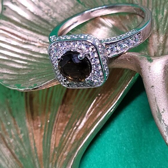 Elite New .925 Sterling Silver 0.56ctw Smoky Topaz & Sapphire Ring Size 6 - Picture 6 of 7